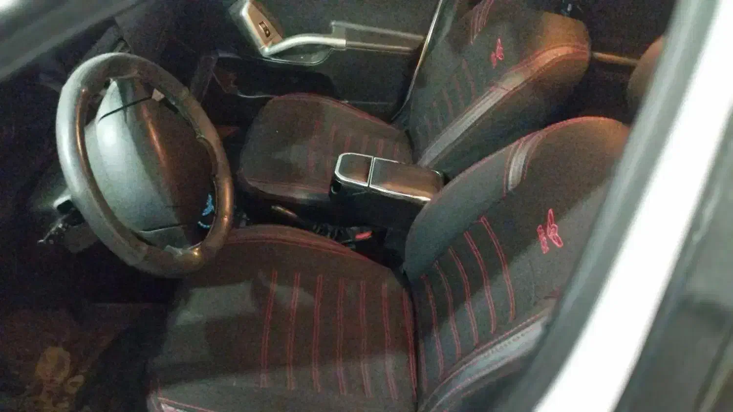 کوییک ۱۴۰۲|خودرو سواری و وانت|قروه, |دیوار