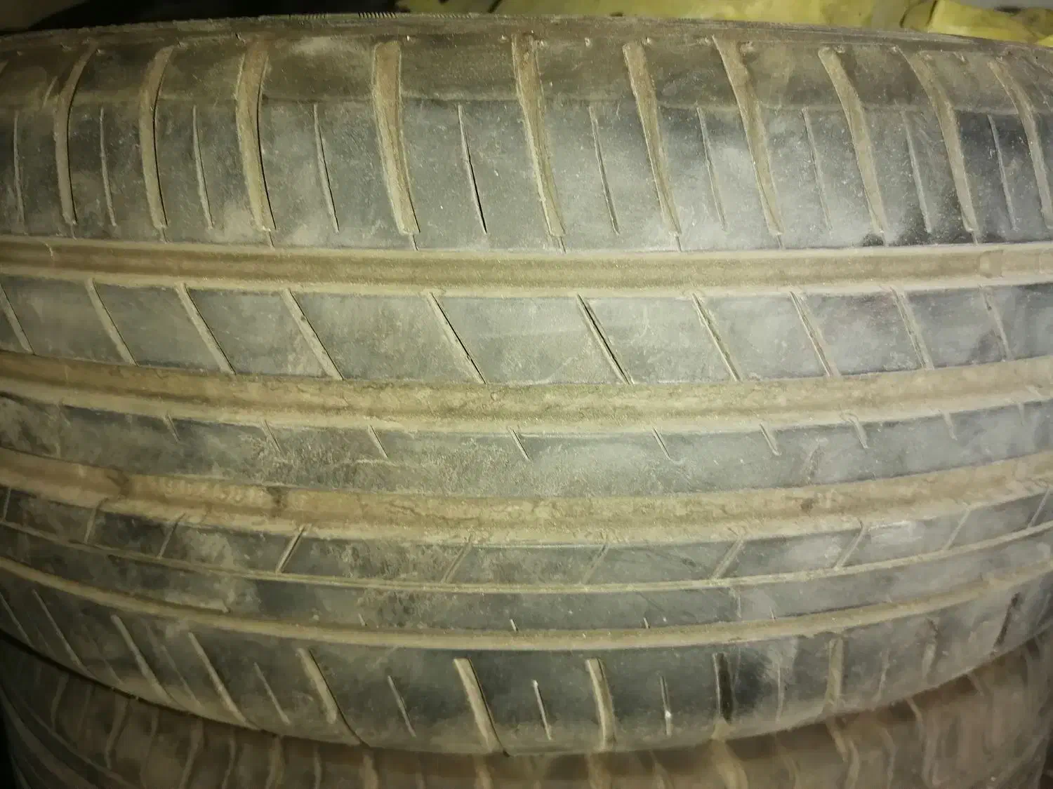 کمک و فنر لول 405 و لاستیک سایز 16|قطعات یدکی و لوازم جانبی|اصفهان, فرودگاه شهید بهشتی|دیوار