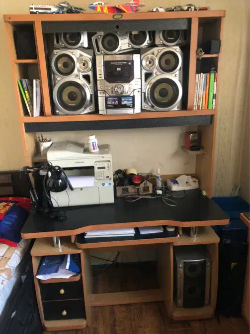 میز کامپیوتر به همراه کتاب خانه|میز تحریر و کامپیوتر|تهران, شهرک آسمان|دیوار