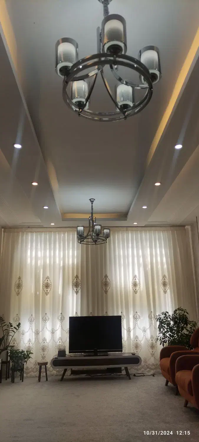 رهن کامل طبقه دوم خیابان احرار بلوار ورودی والفجر|اجارهٔ خانه و ویلا|شیراز, شهرک جماران|دیوار