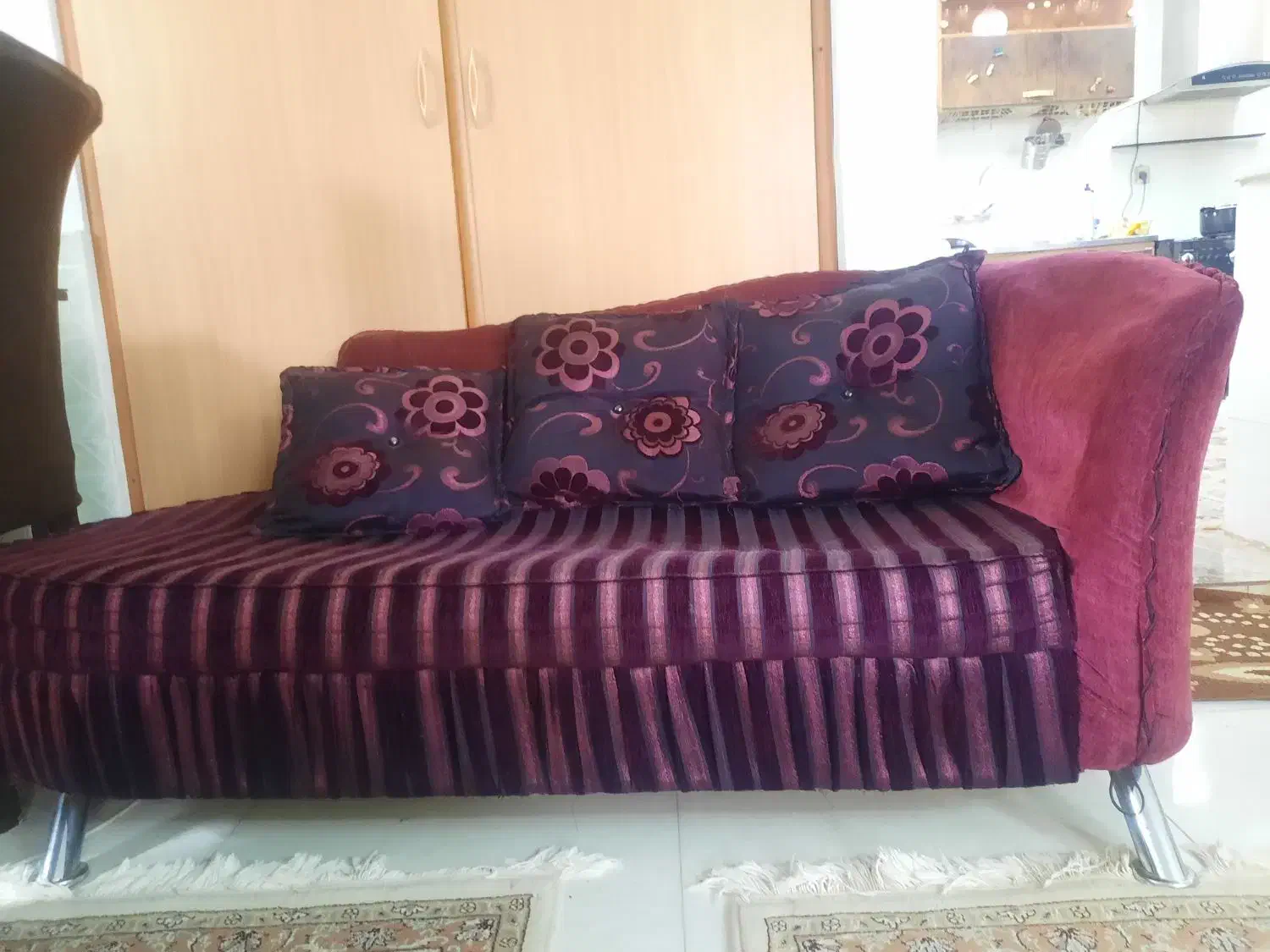 مبل راحتی کارکرده|مبلمان خانگی و میز عسلی|تربتحیدریه, پایانه مسافربری تربت حیدریه|دیوار