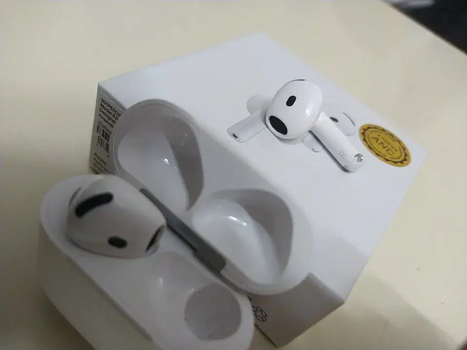 ایرپاد پرو 4|لوازم جانبی موبایل و تبلت|خرمآباد, |دیوار