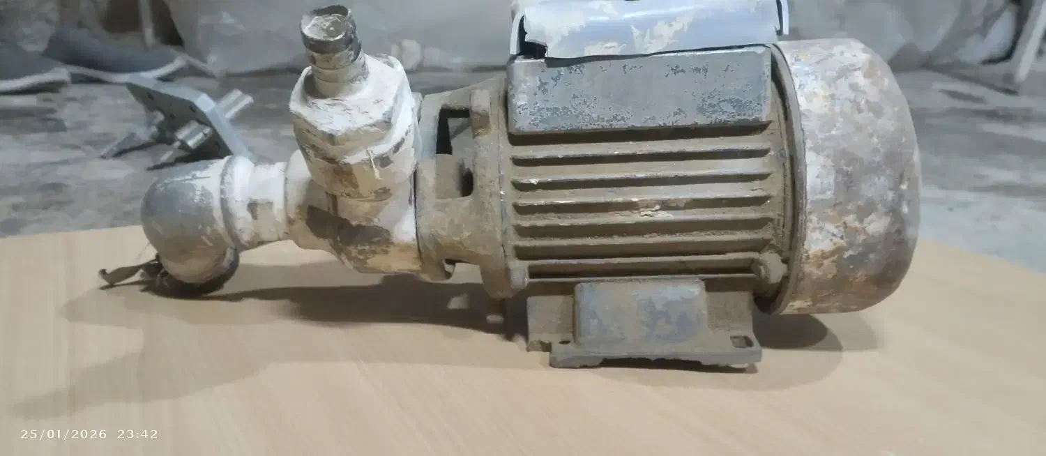 دینام آب|ابزارآلات|سلطانیه, |دیوار