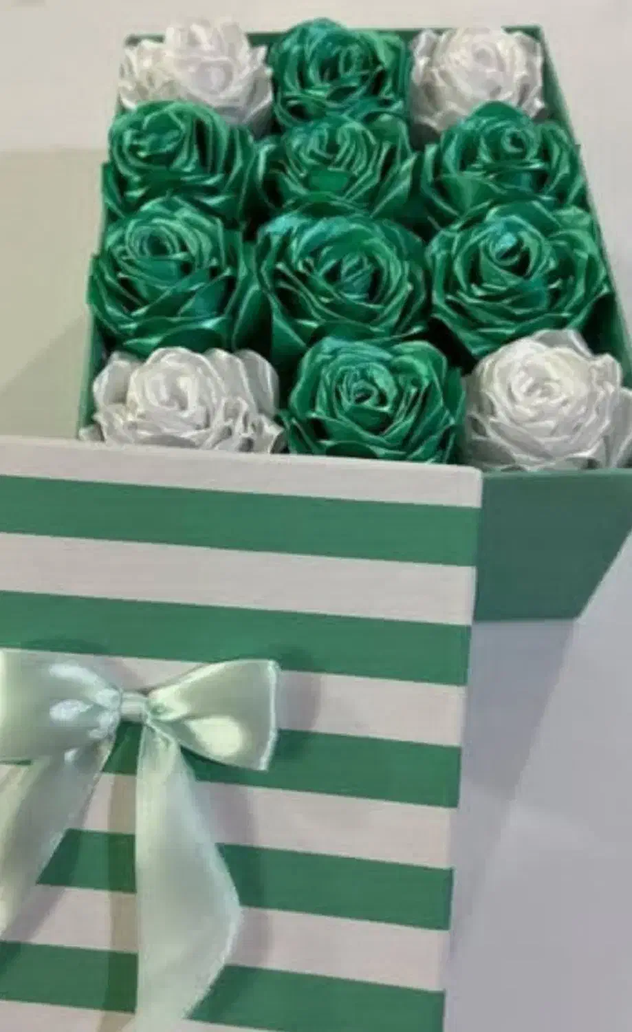 دسته گل و باکس گل هدیه|گل مصنوعی|گلبهار, شهر جدید گلبهار|دیوار