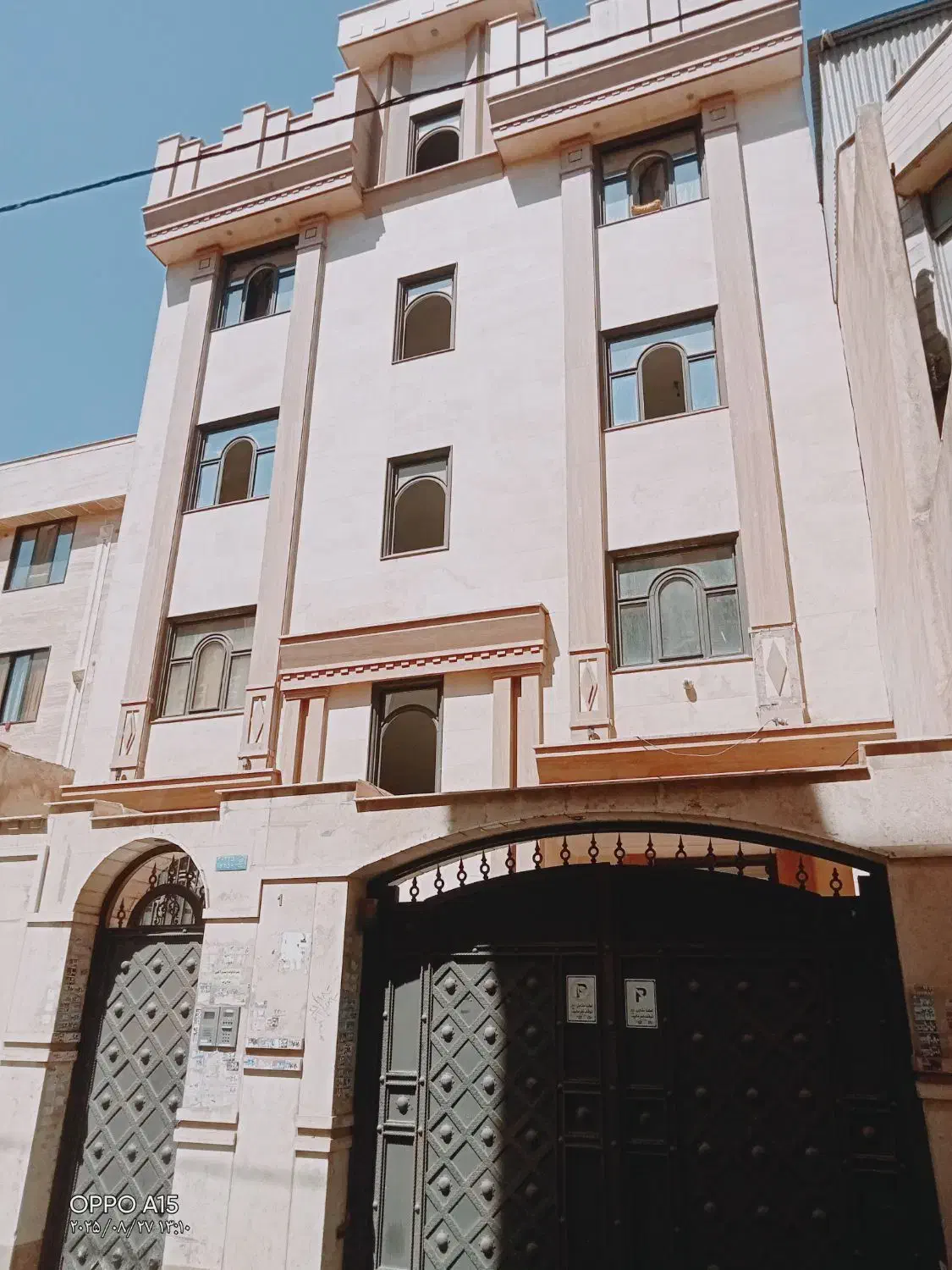 ۱۱۰متر با پارکینگ خ ولی عصر امیریه مختاری