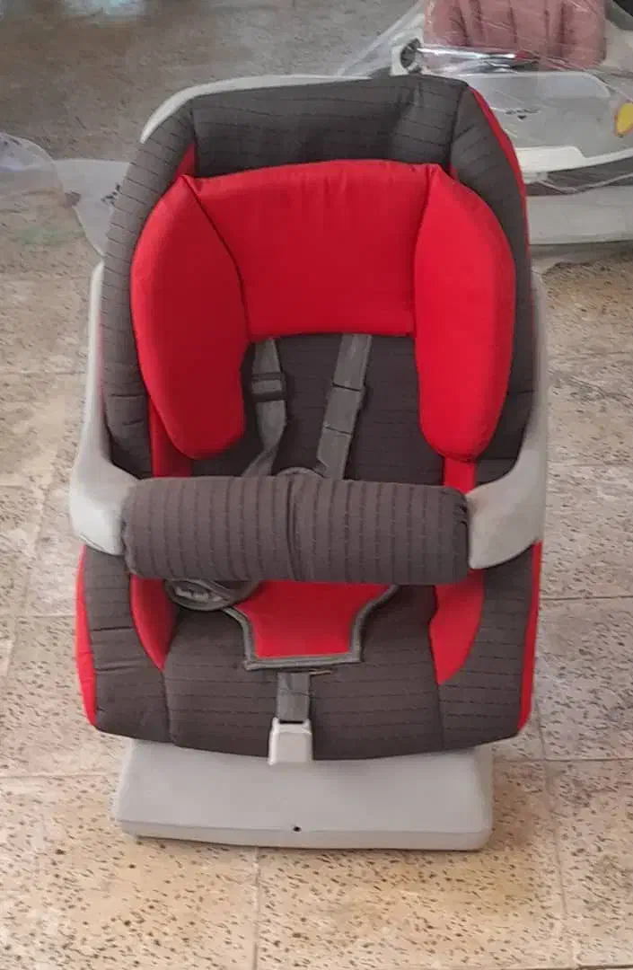 صندلی ماشین چیکو|تخت و صندلی بچه|رشت, یخسازی|دیوار