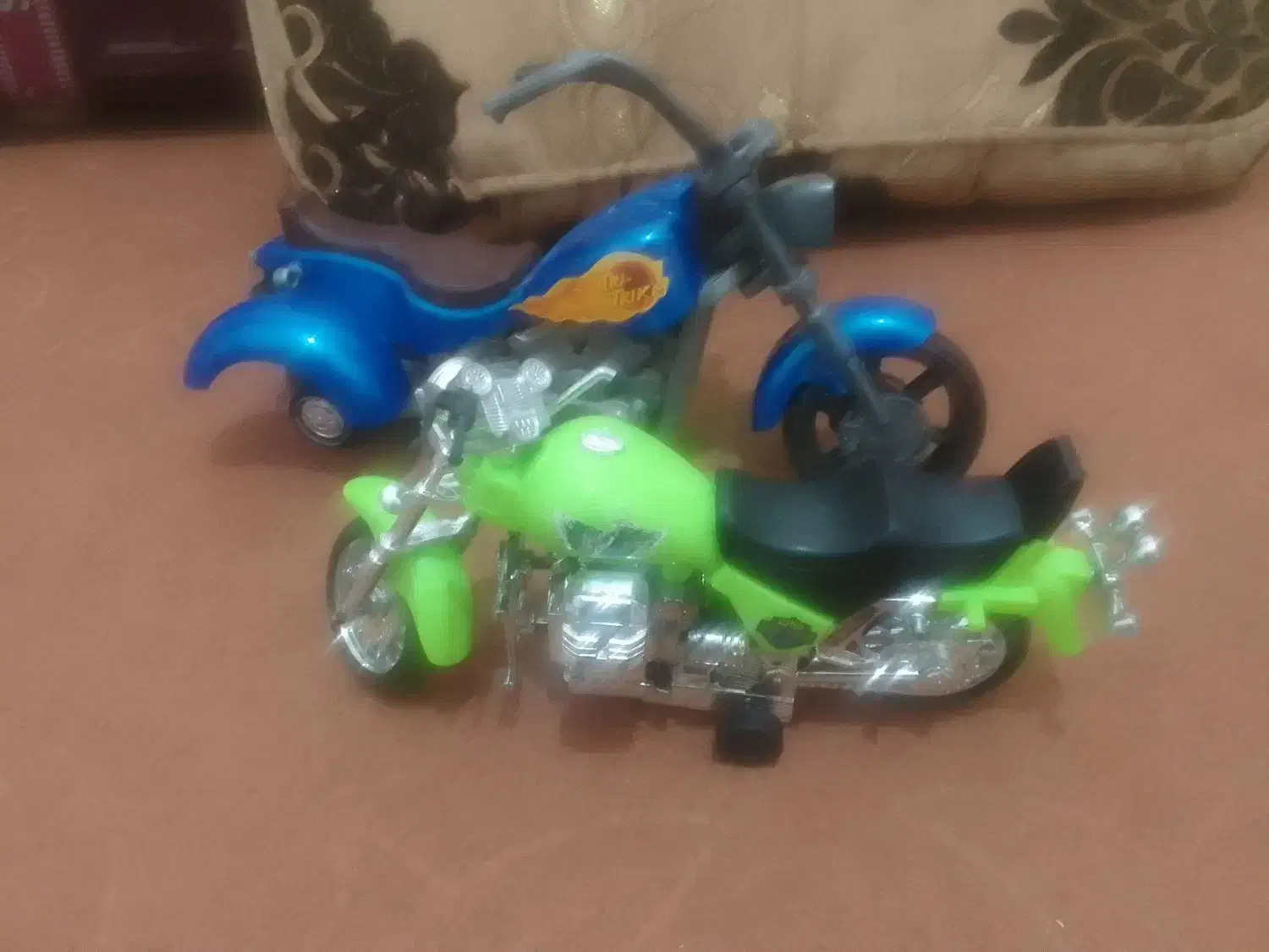 یک کیسه اسباب بازی یکجا وبه قیمت فقط۴۰۰تومان|اسباببازی بچه|آزادشهر, |دیوار