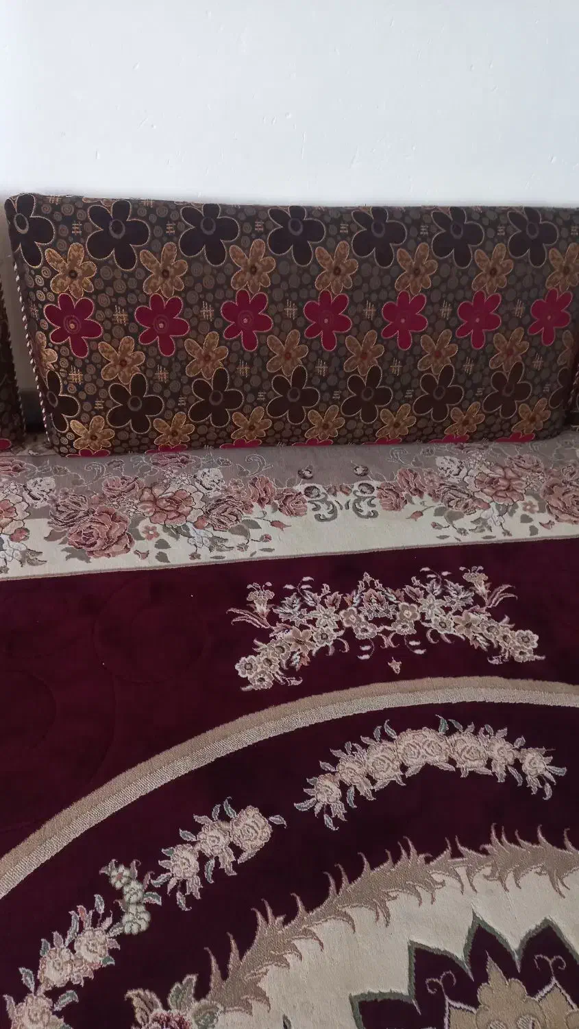 ۶ عدد پشتی در حد نو|پشتی|ایلام, |دیوار