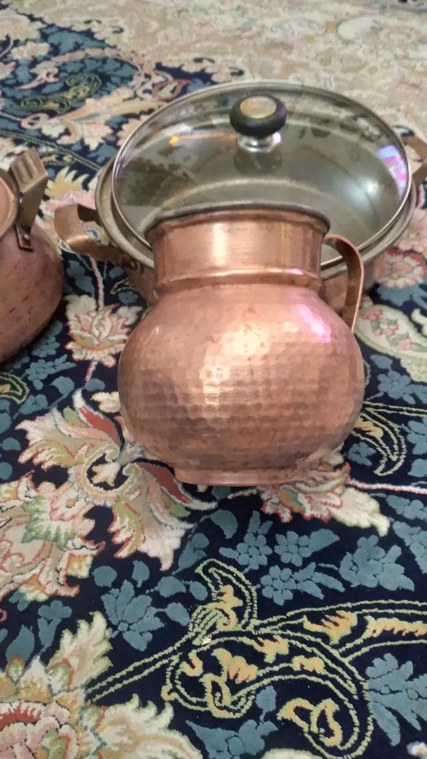 قابلمه های مسی قدیمی|ظروف پختوپز|مشکیندشت, |دیوار