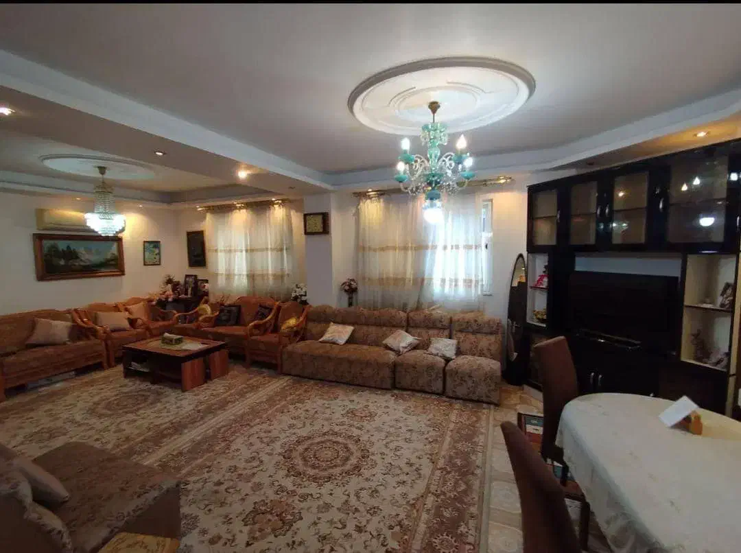 فروش فوری آپارتمان101متر بروز در خیابان فضلی شاد|فروش آپارتمان|لاهیجان, قیام|دیوار