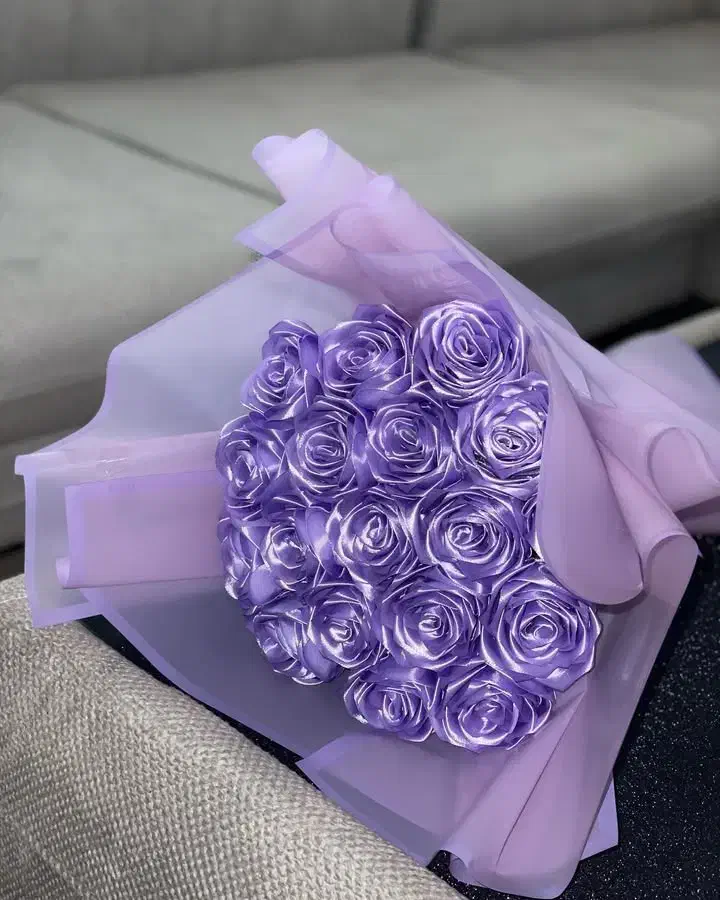 گل رز و پروانه ای|گل مصنوعی|دورود, |دیوار