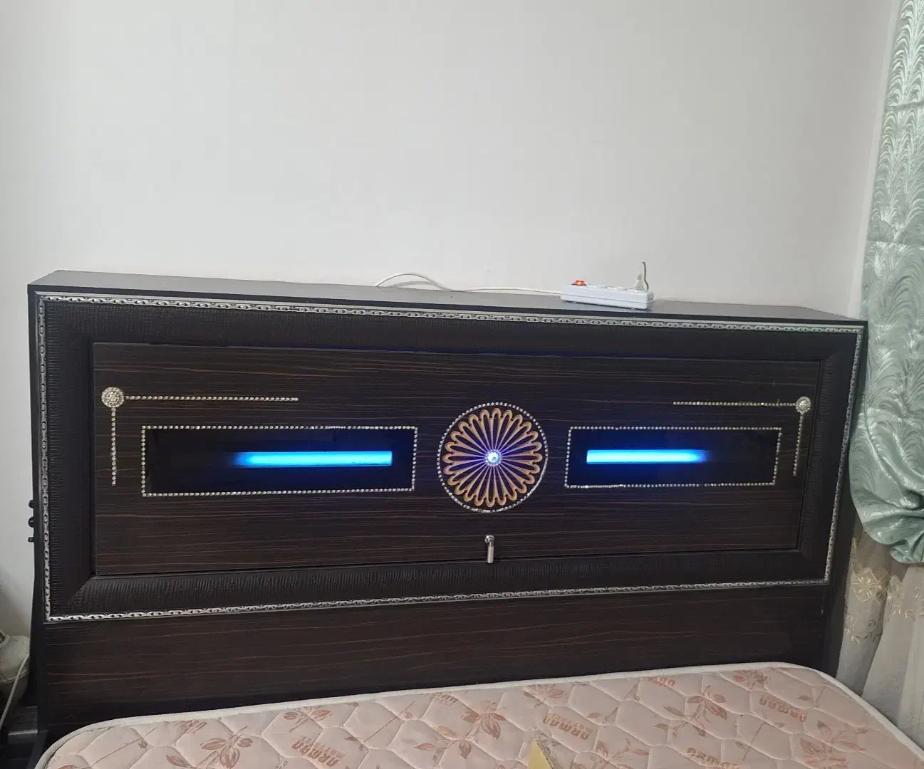 سرویس خواب ۲نفره|تخت و سرویس خواب|کرمان, |دیوار