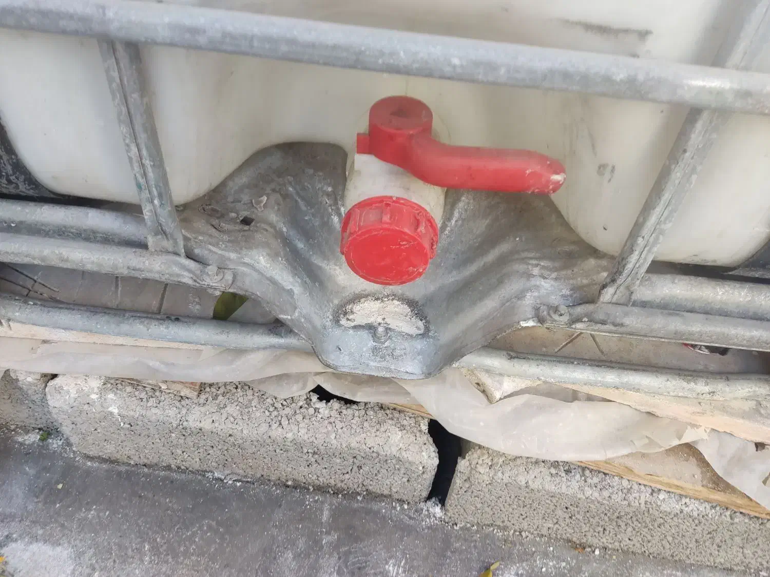 تانکر 1000لیتری،حفاظ دار|ابزارآلات|ملارد, |دیوار