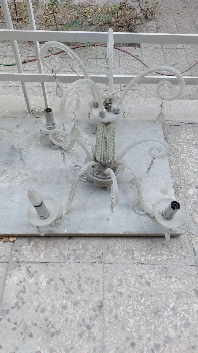 لوستر قدیمی|لوستر و چراغ آویز|تهران, ارامنه|دیوار