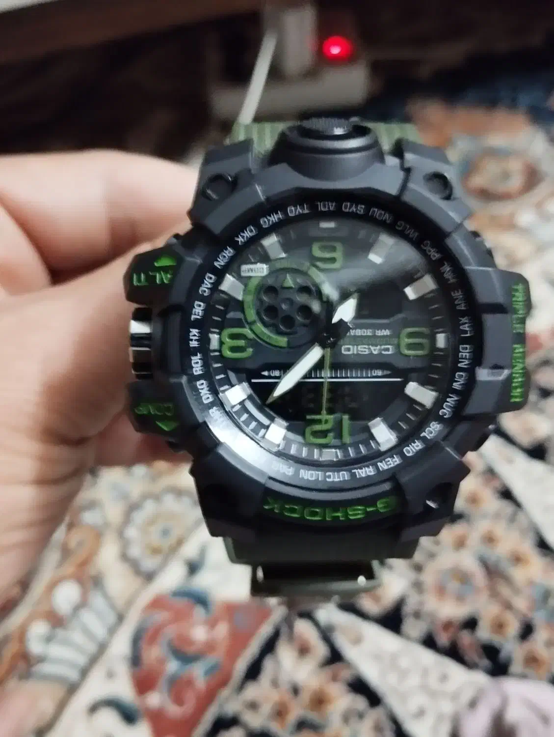 ساعت سه موتوره ونک موتوره تقویم دار شیک در حد نو|ساعت|فردوس (خراسان), |دیوار