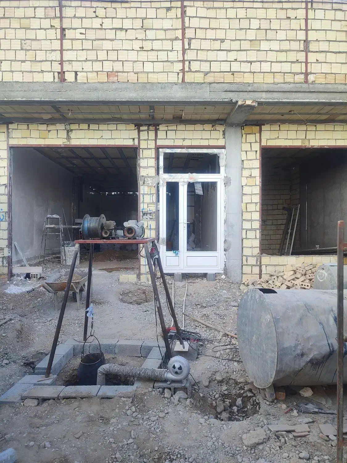 چاه کنی و کار کنترات|خدمات پیشه و مهارت|طبس, |دیوار