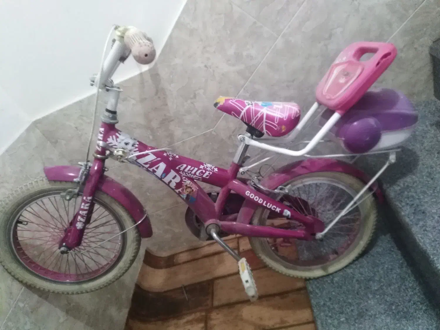 فروش دو چرخه رنگ صورتی دخترانه|دوچرخه، اسکیت، اسکوتر|زرقان, |دیوار
