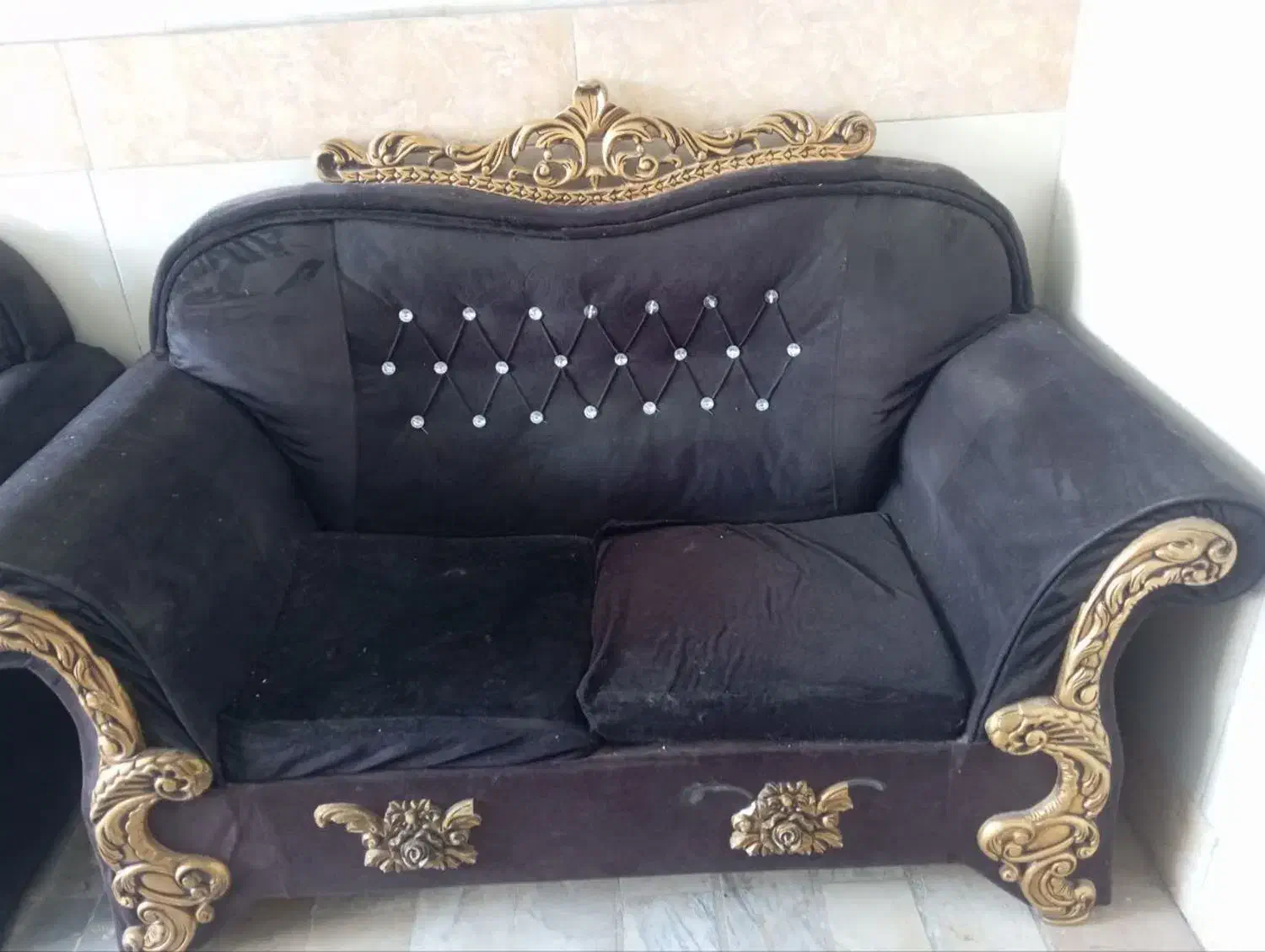 مبل وکمد|مبلمان خانگی و میز عسلی|قم, قلعه کامکار|دیوار