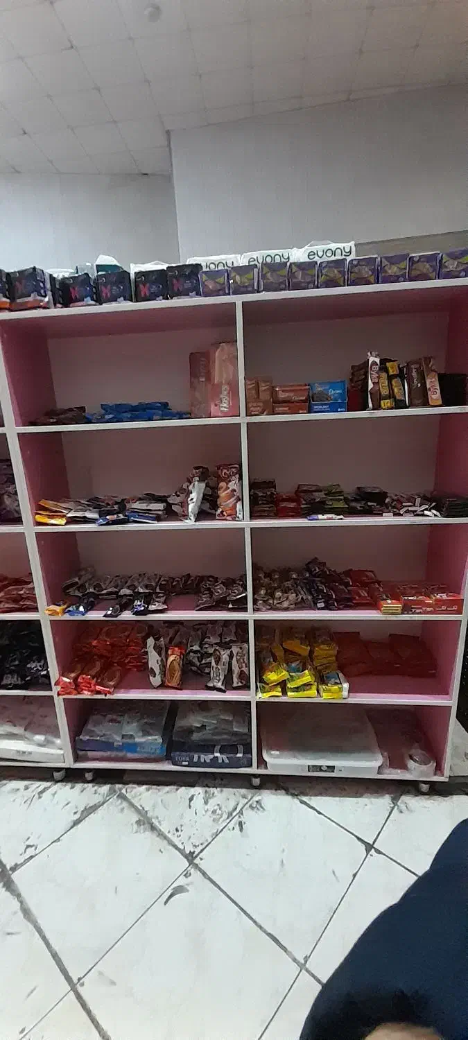 قفسه های MDF فروشگاهی|فروشگاه و مغازه|میانه, |دیوار