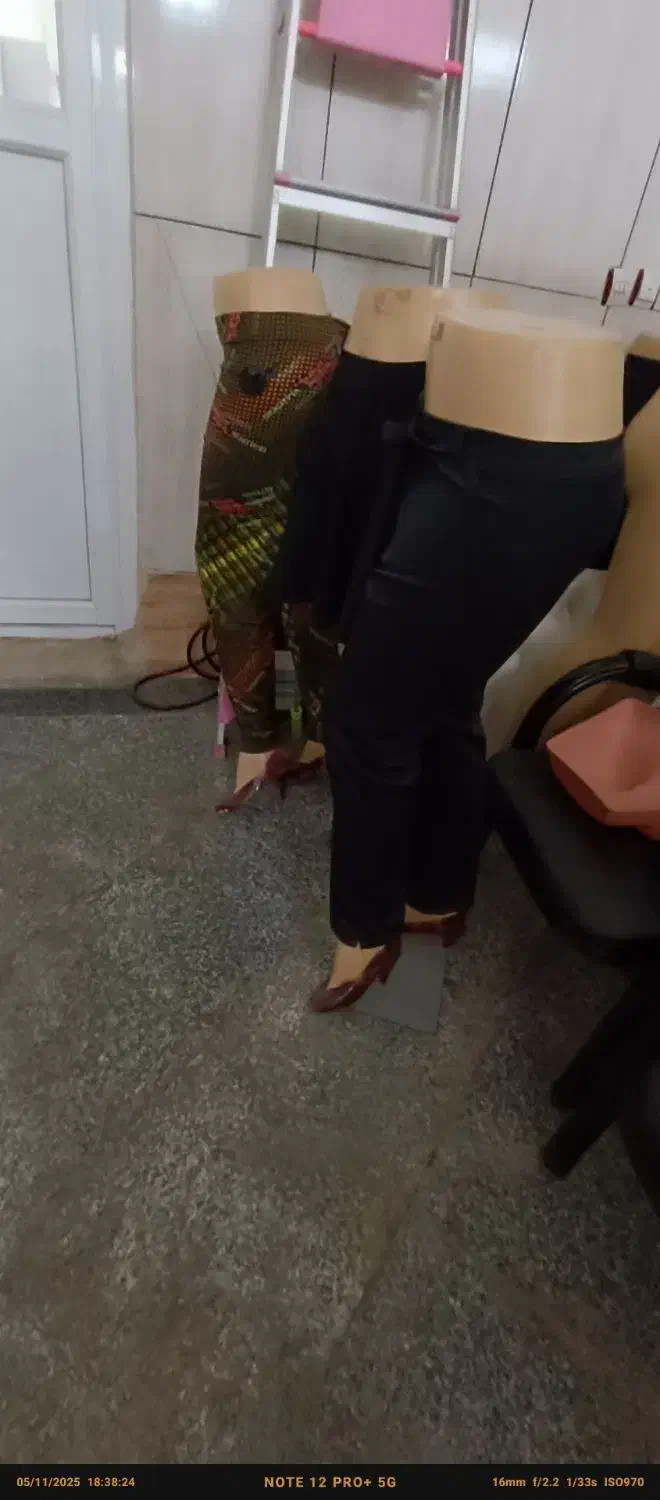 مانکن پا و نیم تنه و رگال|فروشگاه و مغازه|بهارستان, |دیوار