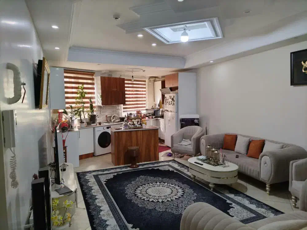 اپارتمان 75متری/2خواب/فول امکانات/خیابان هاشمی