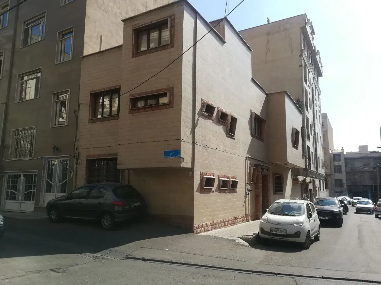 اجاره ۱۰۰ متری / در ۳ طبقه /مستقلات|اجارهٔ خانه و ویلا|تهران, جمال‌زاده|دیوار