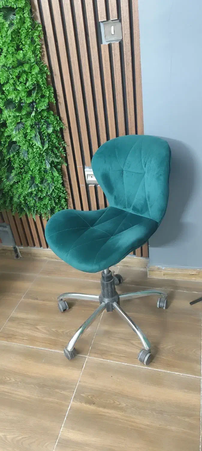 کمد استند صندلی چرخدار گرین وال ترمووال دکور|آرایشگاه و سالن‌های زیبایی|اندیشه, اندیشه فاز ۱|دیوار