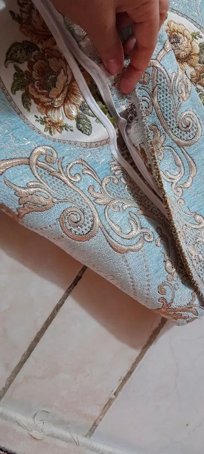 رویه بالشتی|رختخواب، بالش، پتو|الیگودرز, |دیوار