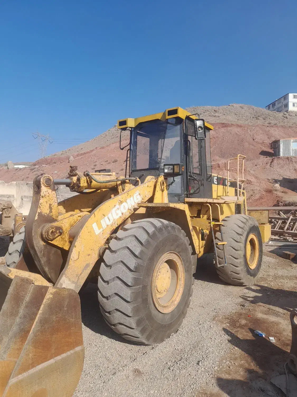 لودر اجاره ای|ماشین‌آلات صنعتی|لوشان, |دیوار