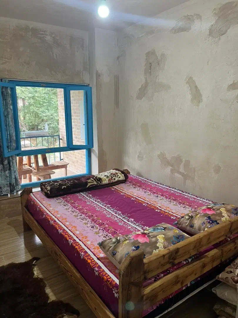 کلبه دربستی با ویو جنگل و رودخانه|اجارهٔ کوتاهمدت ویلا و باغ|چالوس, |دیوار