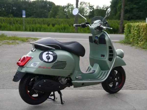 Vespa-GTV300-SEI GIORNI|موتورسیکلت|تهران, نیاوران|دیوار