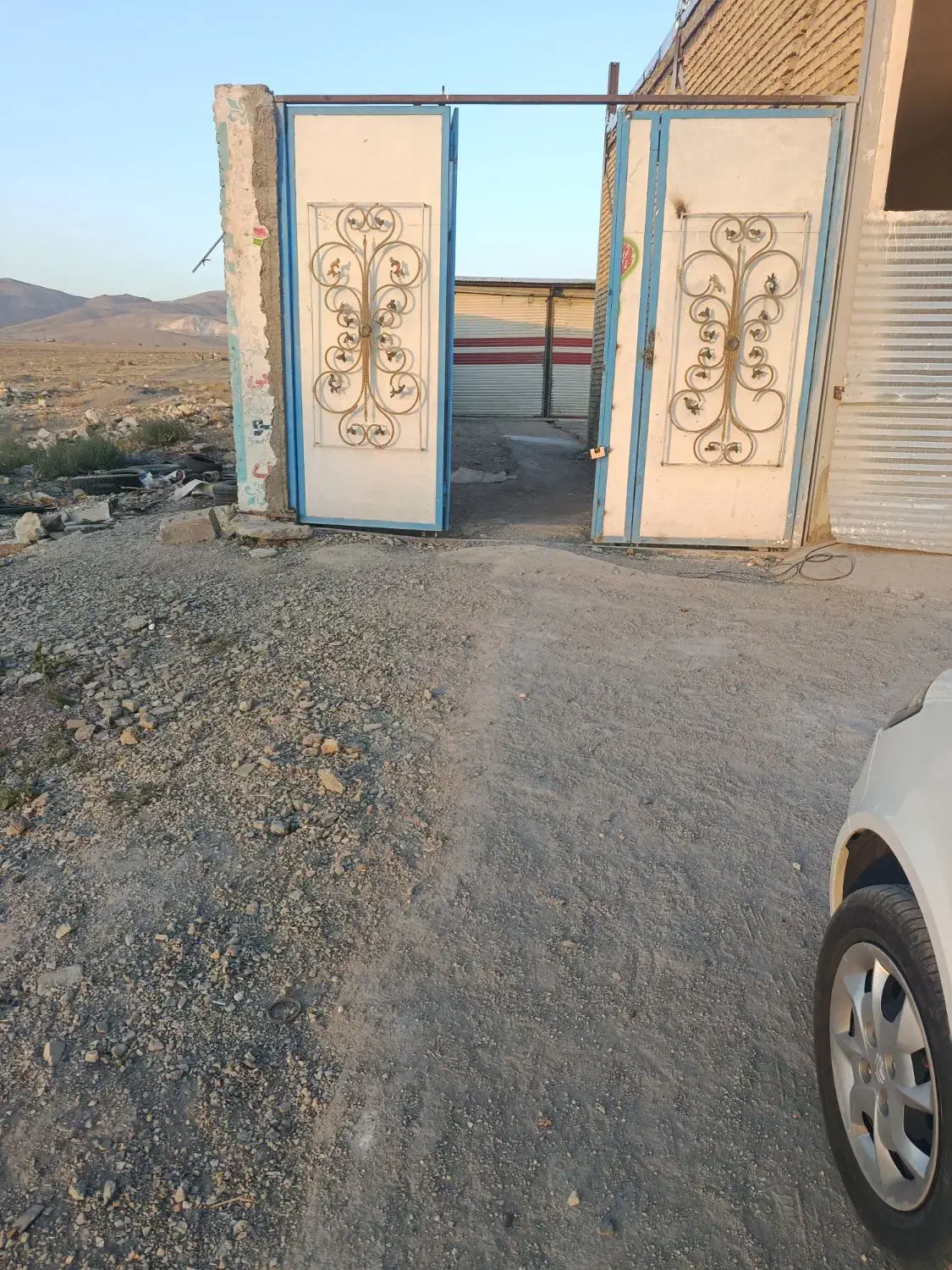 مغازه ابتدای روستای جهان آباد|اجارهٔ مغازه و غرفه|نهاوند, |دیوار