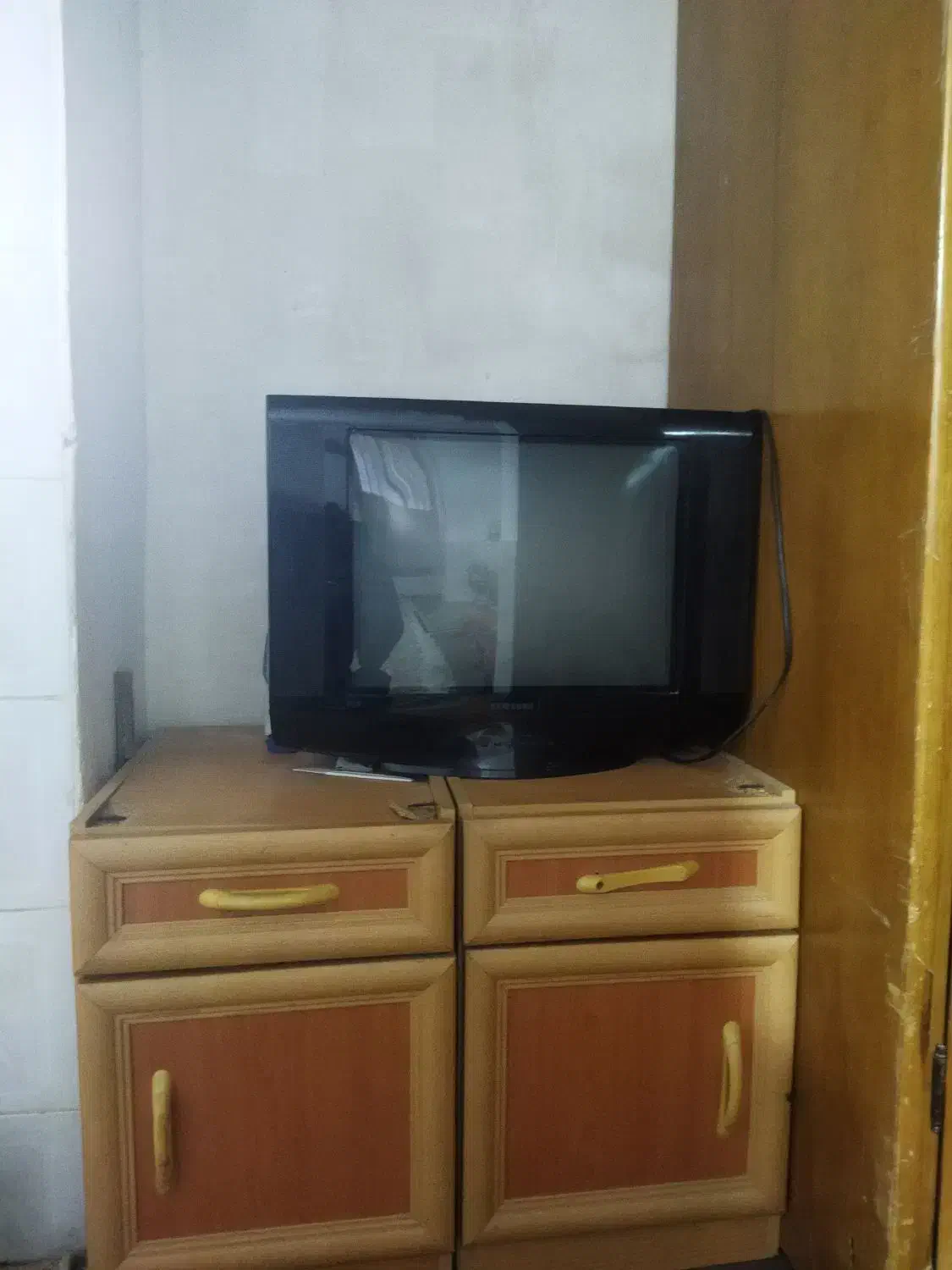 تلویزیون 21اینچ سامسونگ|تلویزیون و پروژکتور|شیراز, جانبازان|دیوار