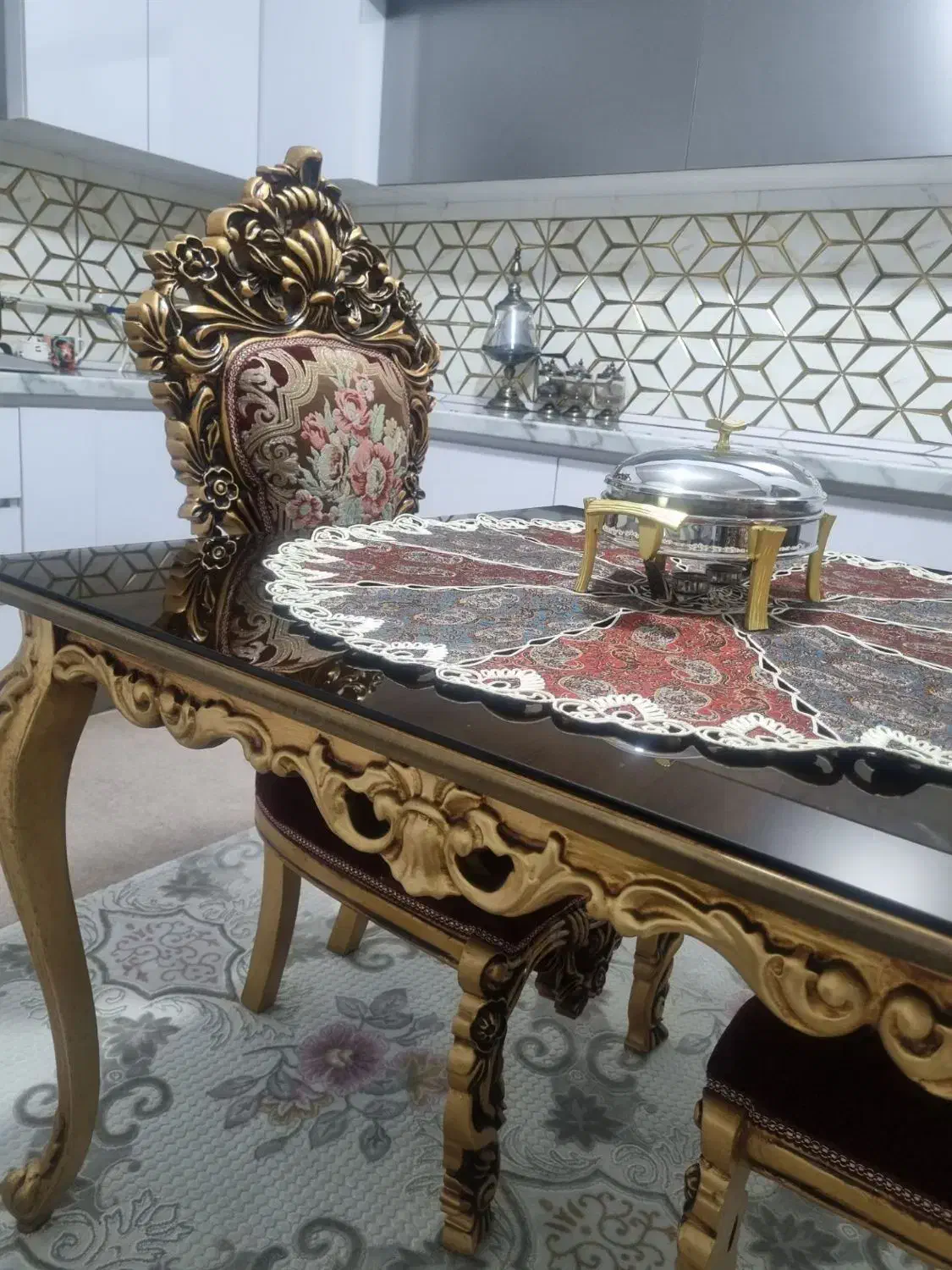 مبل و میزنهار خوری سلطنتی|مبلمان خانگی و میز عسلی|پاکدشت, حصار امیر|دیوار