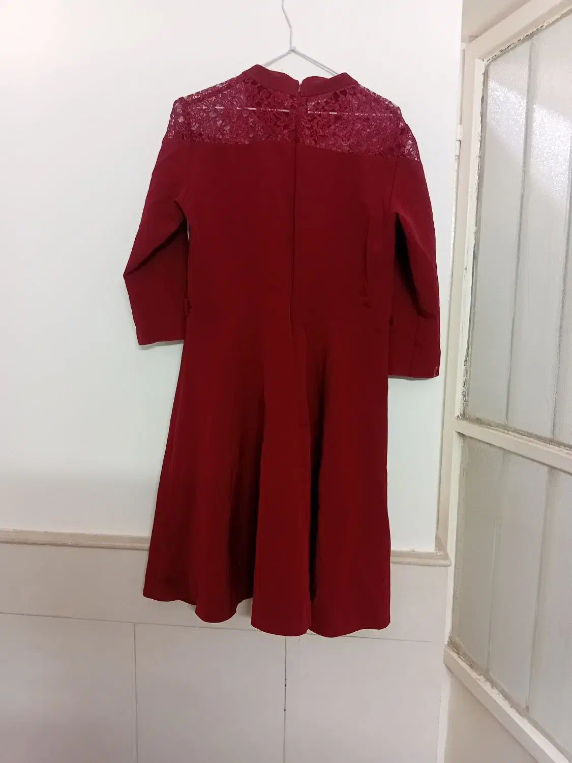 لباس مجلسی|لباس|قم, دروازه ری|دیوار