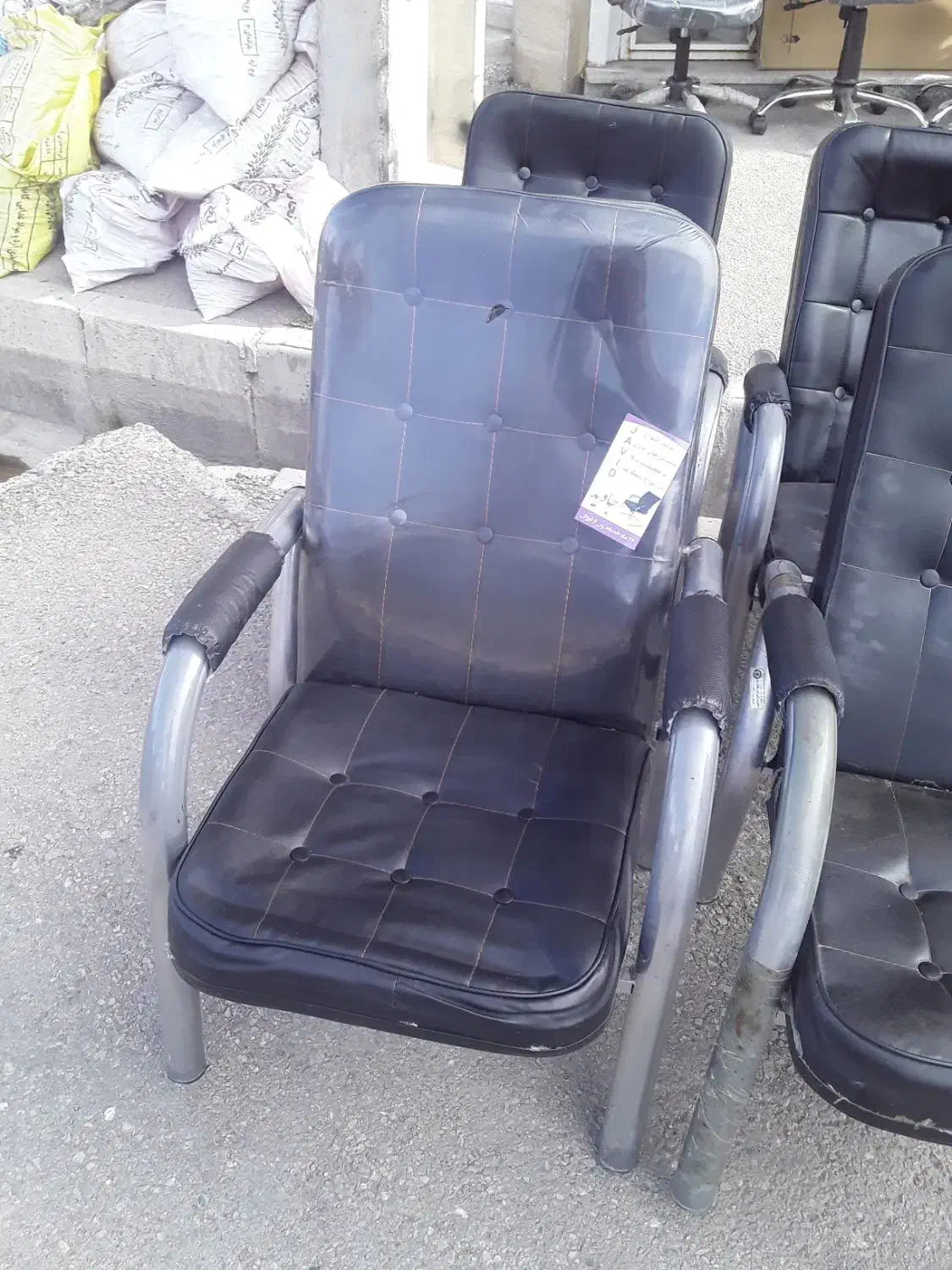 صندلی انتظار دست دوم در حد نو 4عدد|صندلی و نیمکت|اردبیل, |دیوار