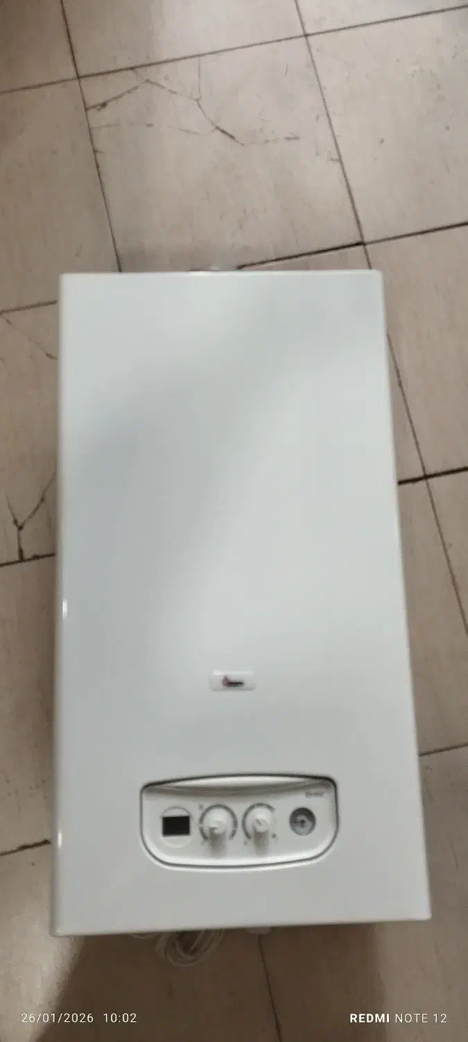 پکیچ بوتان ۲۴ هزار|آبگرمکن، پکیج، شوفاژ|ملایر, |دیوار