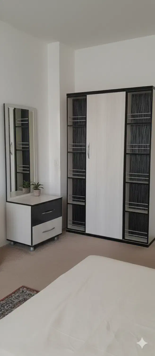 کمد سه تیکه و آینه و دراور|جاکفشی، کمد، دراور|اقلید, |دیوار