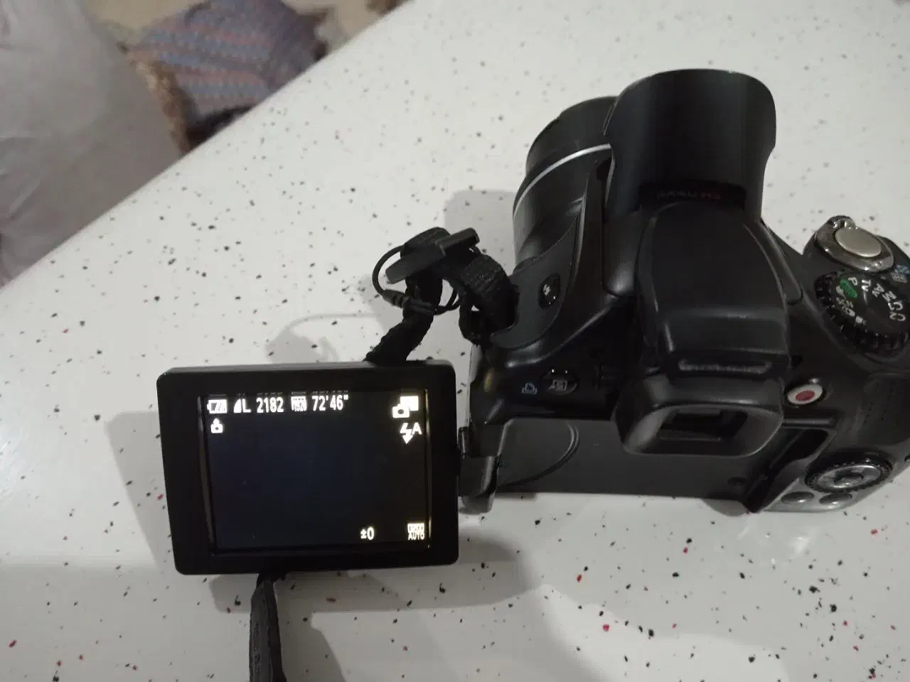 دوربین عکاسی نیمه حرفه ای|دوربین عکاسی و فیلمبرداری|شهرضا, |دیوار