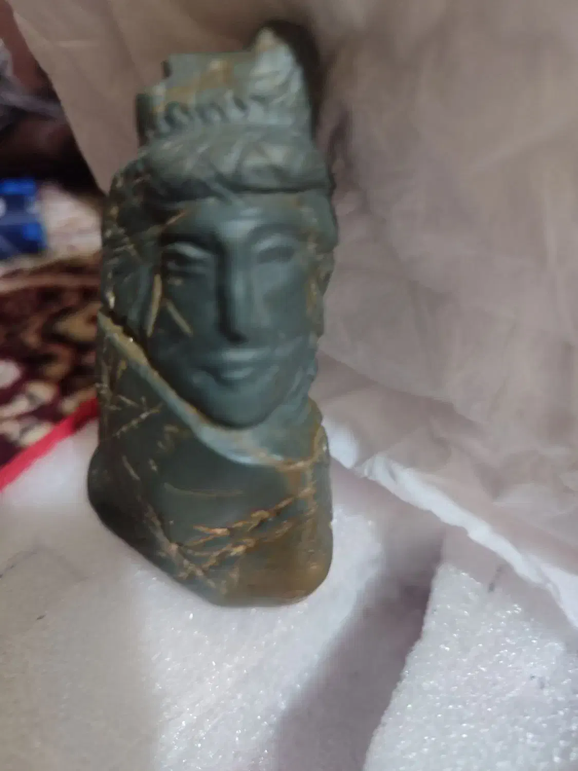 مجسمهیشمکهنه|کلکسیون اشیاء عتیقه|تهران, دستغیب|دیوار