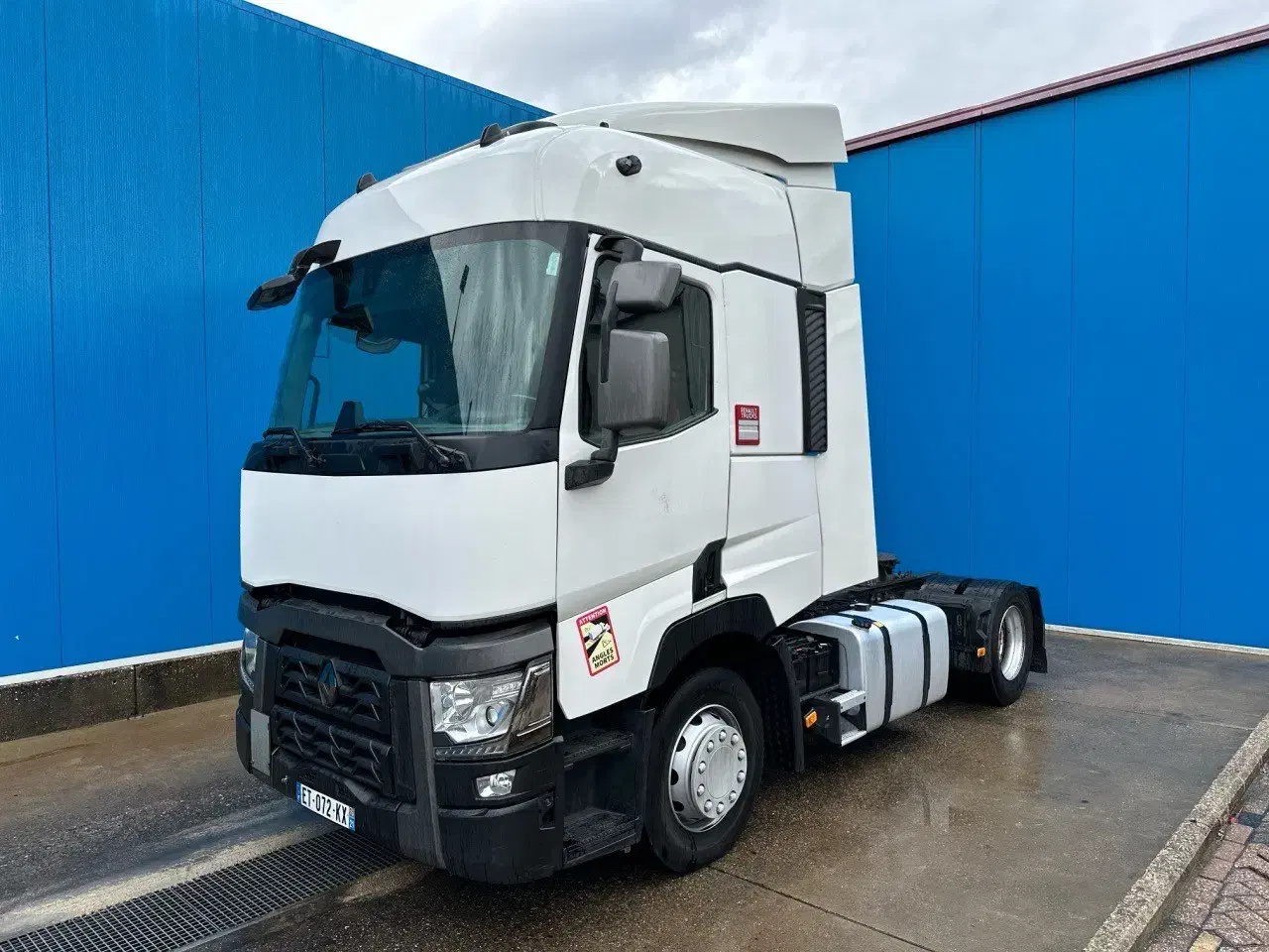 فروش انواع کشنده|خودرو سنگین|تهران, آسمان|دیوار