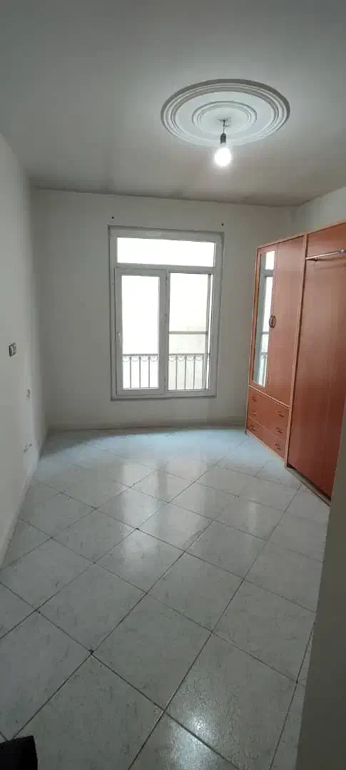 شاه آبادی/دریاباری نزدیک مترو پیروزی/65M/غرق نور