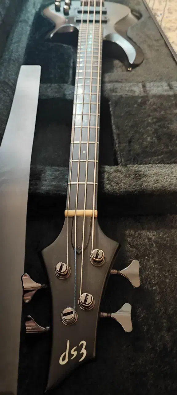 گیتار بیس ESP|گیتار، بیس، امپلیفایر|تهران, ازگل|دیوار