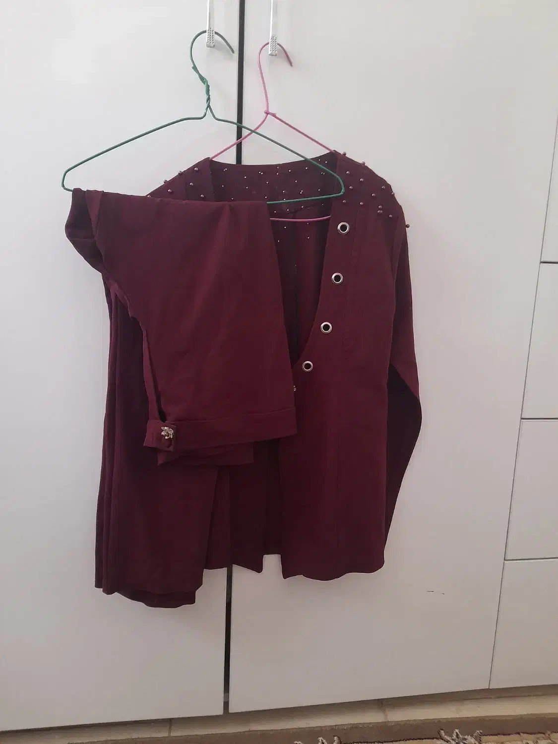 لباس مجلسی|لباس|کهک, |دیوار