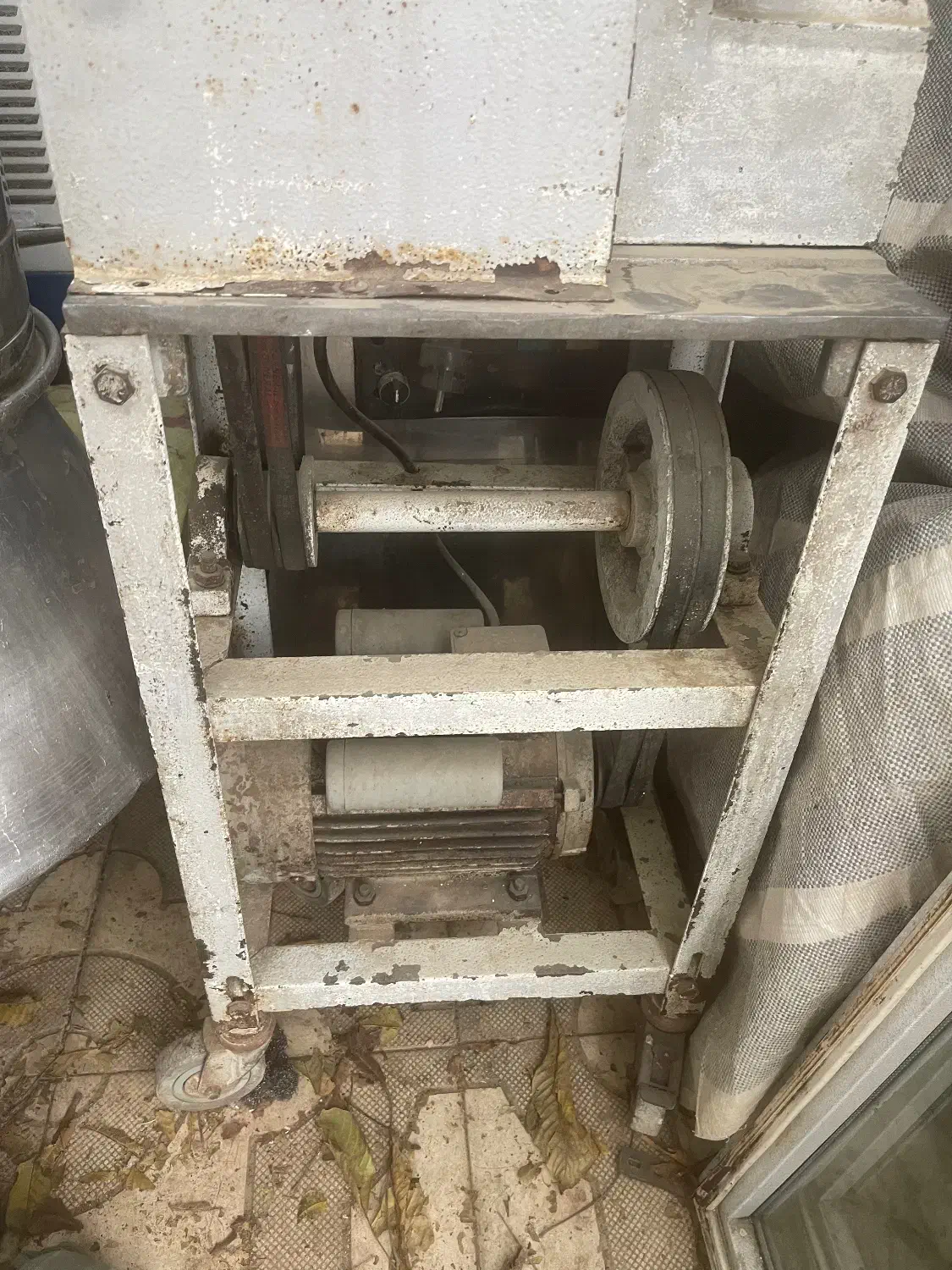 وسایل کارگاه قنادی|فروشگاه و مغازه|همدان, |دیوار