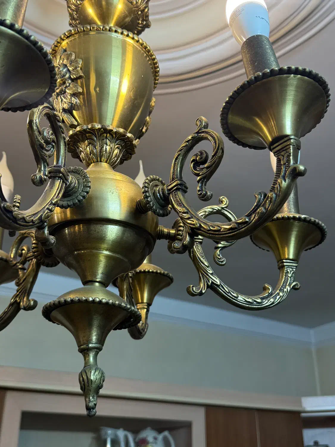 لوستر برنز۳ عدد|لوستر و چراغ آویز|نیشابور, دارایی|دیوار