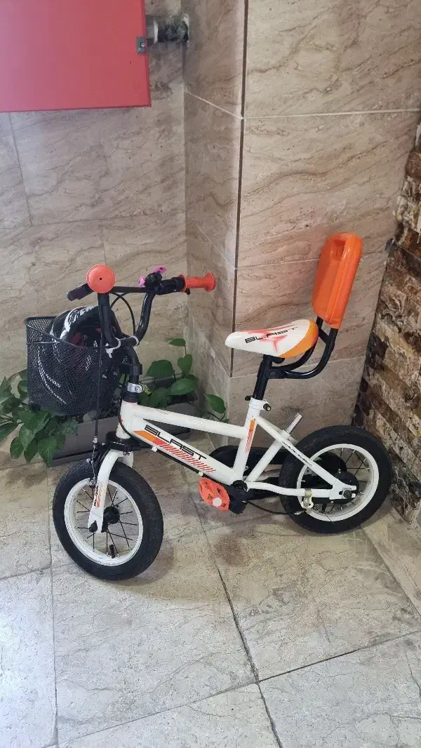 دوچرخه سایز ۱۲ برند بلاست|دوچرخه، اسکیت، اسکوتر|تنکابن, |دیوار