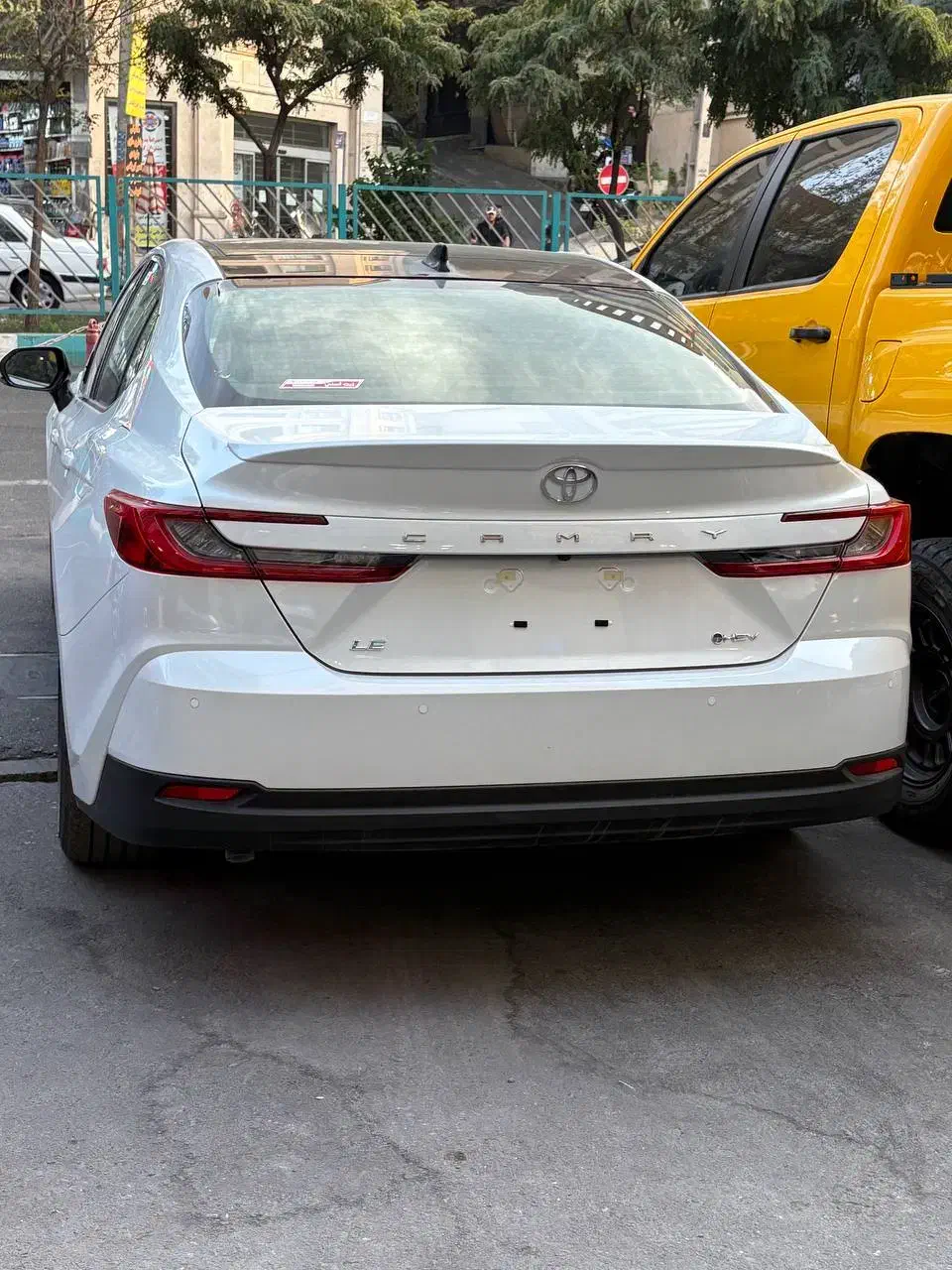 کمری ژاپن Le هیبرید سفید (مدل ۲۰۲۵)|خودرو سواری و وانت|تهران, قیطریه|دیوار