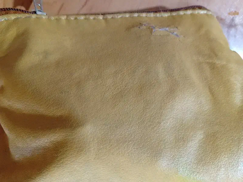 گمشده|اشیا|شیراز, فرهنگیان|دیوار