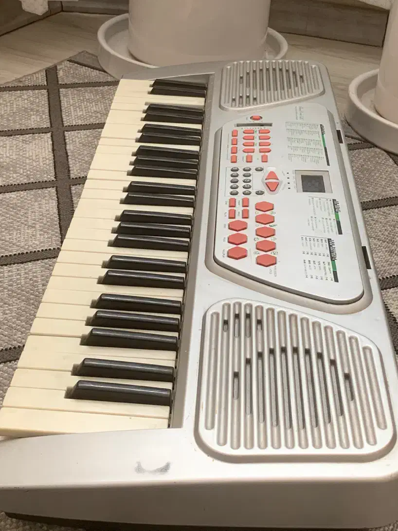 ارک حافظه دار قیمت چهار و نیم|پیانو، کیبورد، آکاردئون|ارومیه, |دیوار